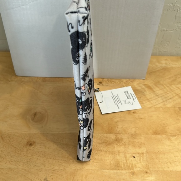 Studio Ghibli Spirited Away Soot Sprite Makeup Bag - Picture 10 of 16